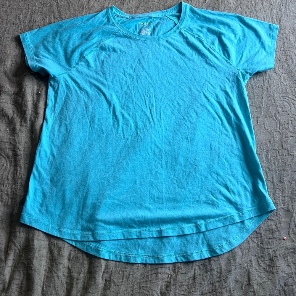 Tek Gear Blue Workout Top‎